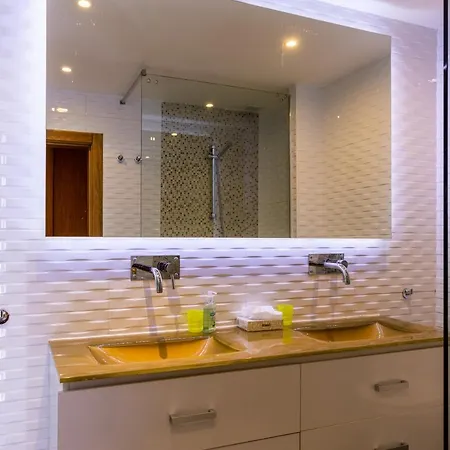 Stylish 1 Bedroom - 500m From The Estoril