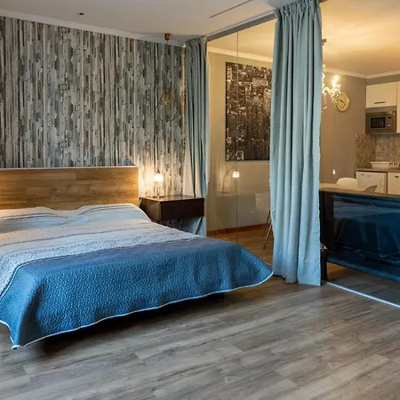 Stylish 1 Bedroom - 500m From The Apartment *